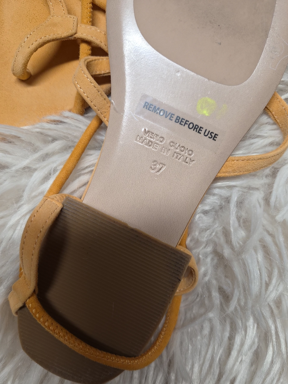 Totême The Tie Suede Flat Sandals in Sunset Orange - Size 37 (US 7) - Picture 3 of 6